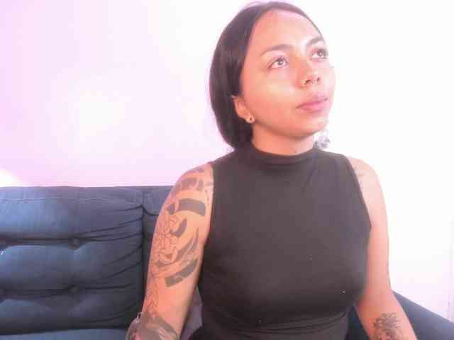MissSoffiMorel webcam