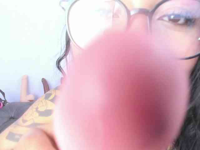 MissSoffiMorel webcam