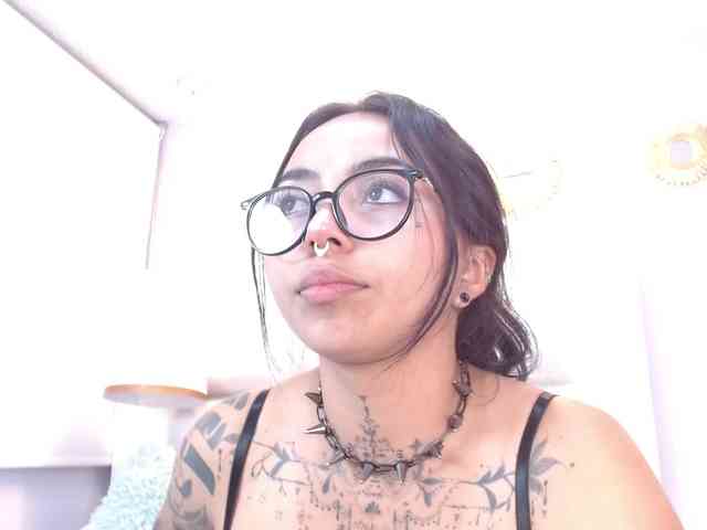 MissSoffiMorel webcam