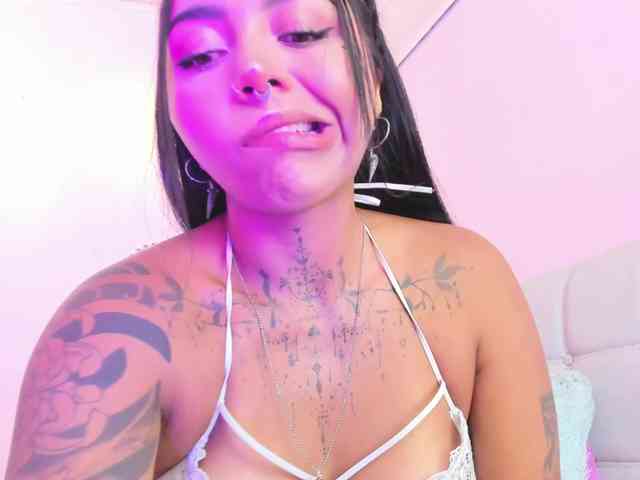 MissSoffiMorel Live Webcam on BongaCams