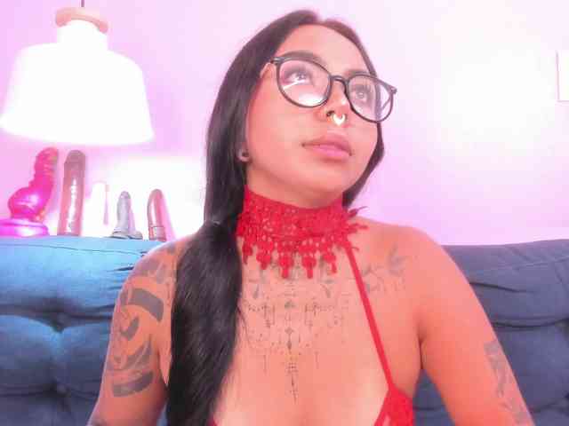 MissSoffiMorel webcam