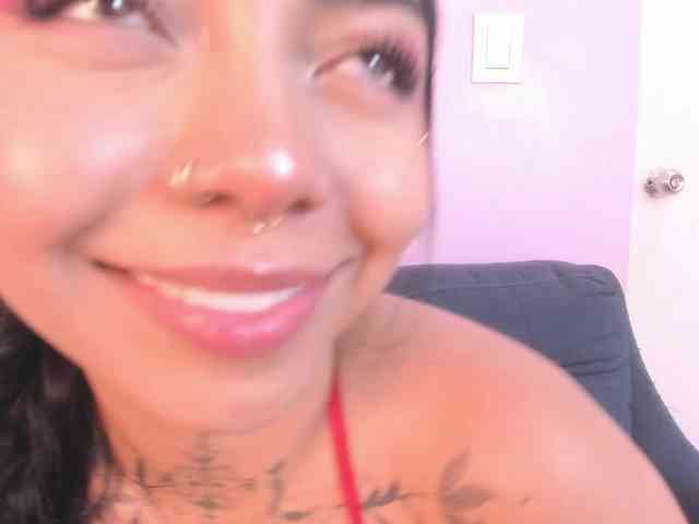 MissSoffiMorel webcam