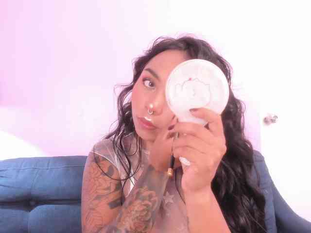MissSoffiMorel webcam