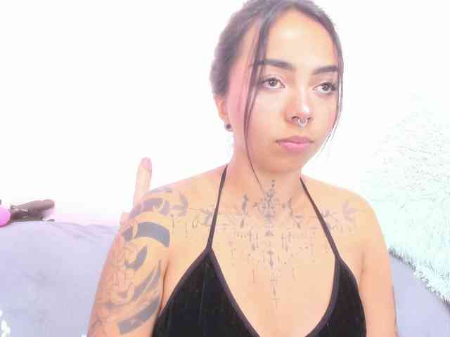 MissSoffiMorel webcam