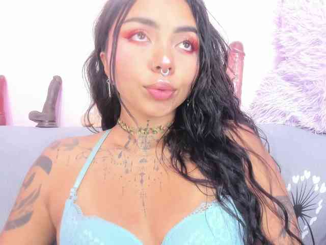 MissSoffiMorel webcam