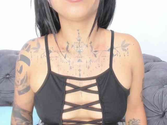 MissSoffiMorel webcam