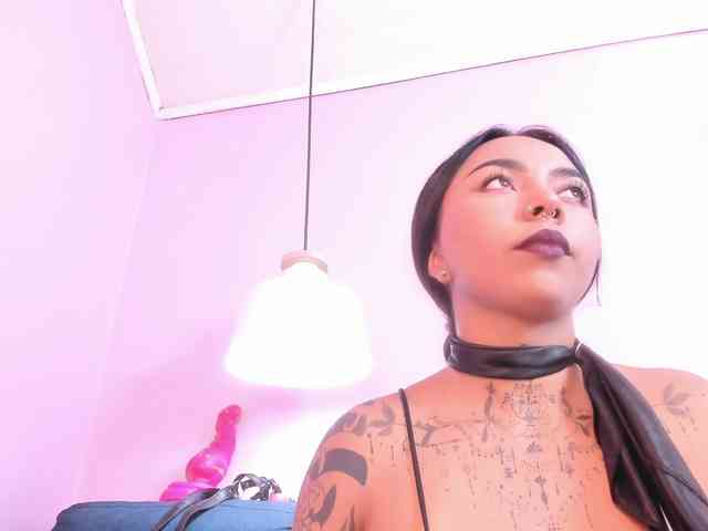 MissSoffiMorel webcam