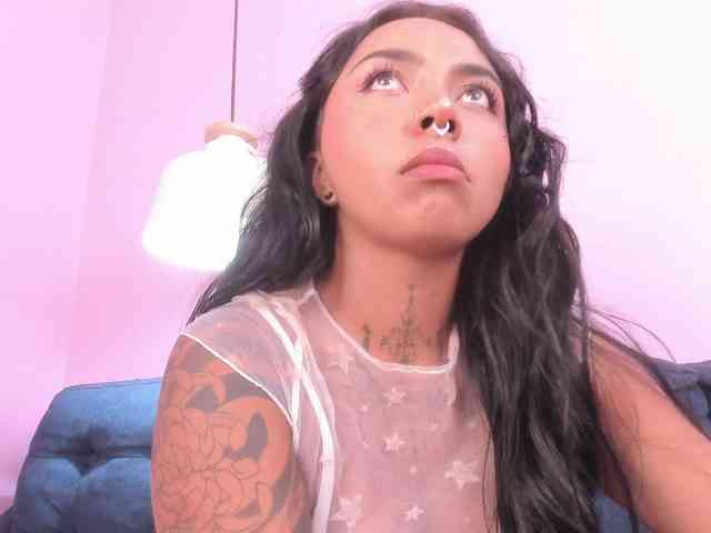 MissSoffiMorel webcam