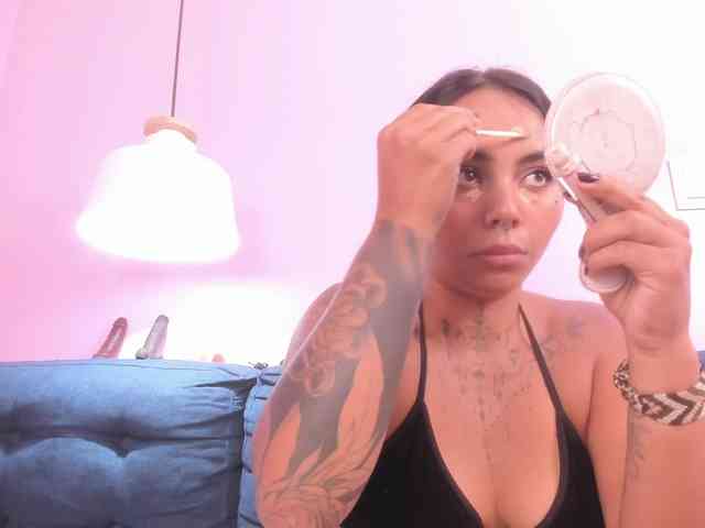 MissSoffiMorel webcam