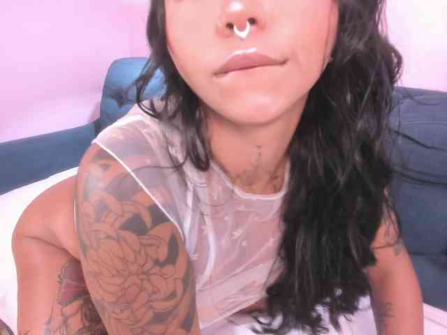 MissSoffiMorel webcam