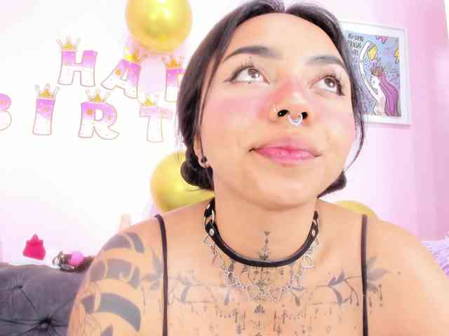 MissSoffiMorel webcam