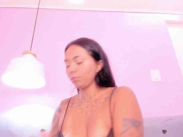 MissSoffiMorel webcam
