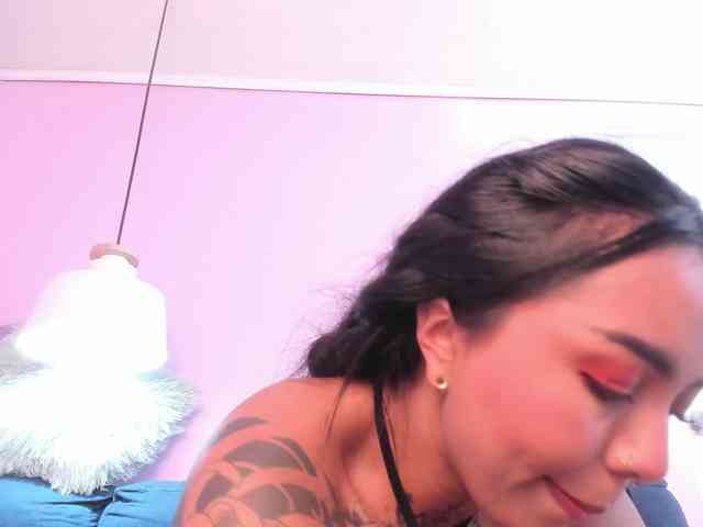 MissSoffiMorel webcam