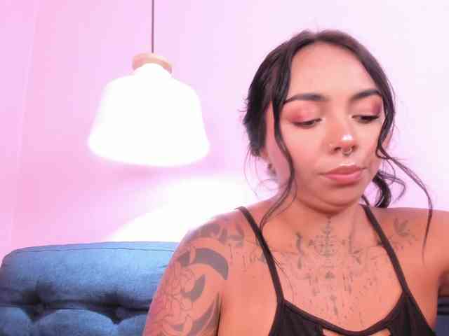 MissSoffiMorel webcam