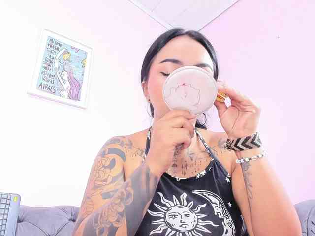 MissSoffiMorel webcam