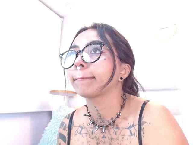 MissSoffiMorel webcam