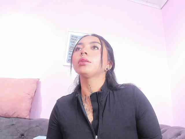 MissSoffiMorel webcam
