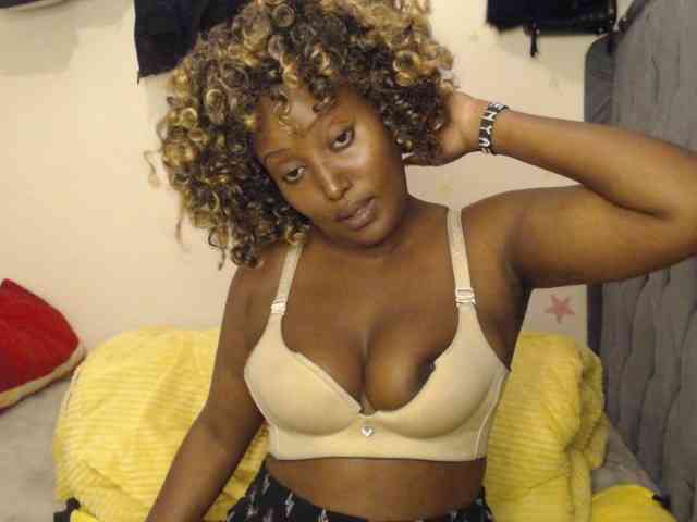 Sexxypetite webcam