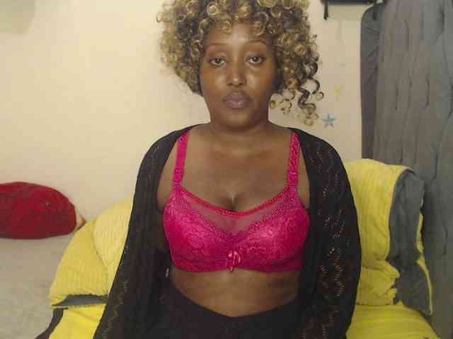 Sexxypetite webcam