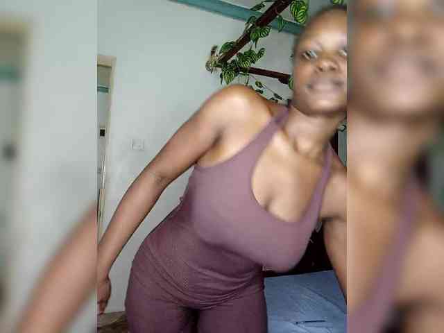 TashAngels01 webcam