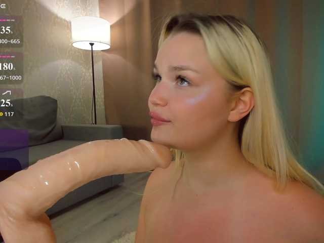 LizaTayloo live cam on BongaCams