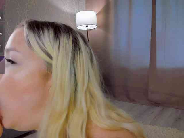 LizaTayloo webcam