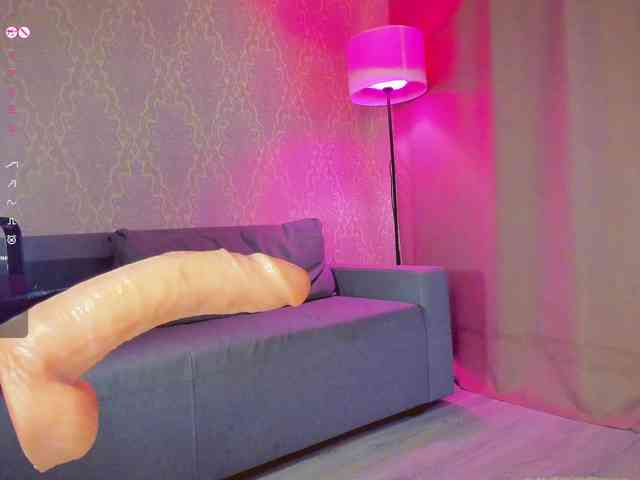 LizaTayloo webcam