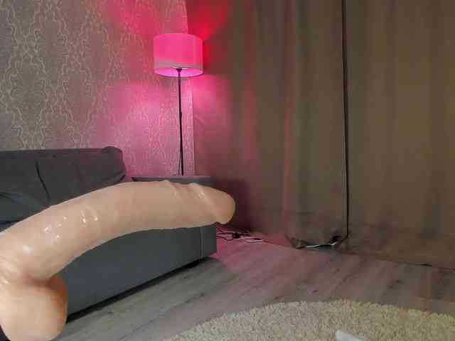 LizaTayloo webcam