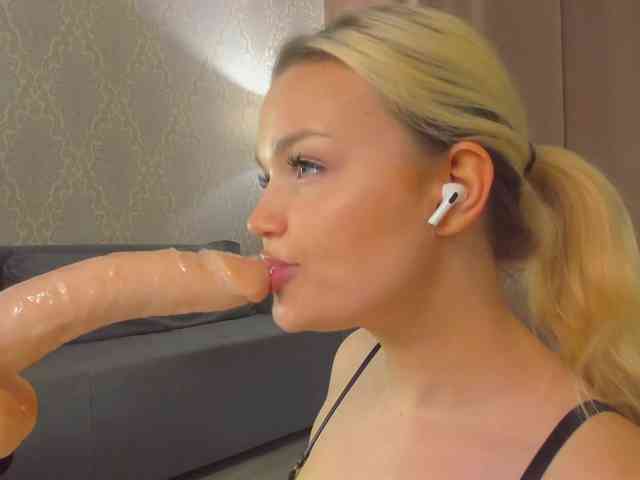 LizaTayloo webcam