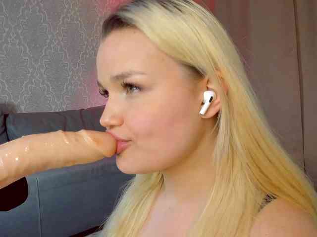 LizaTayloo webcam