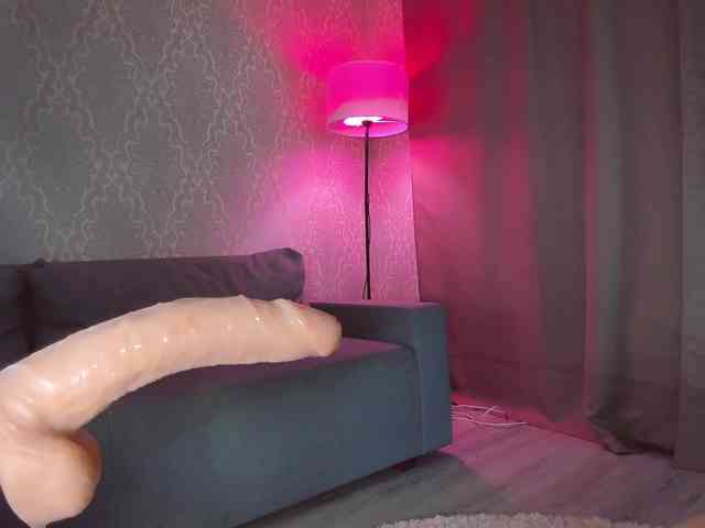 LizaTayloo webcam