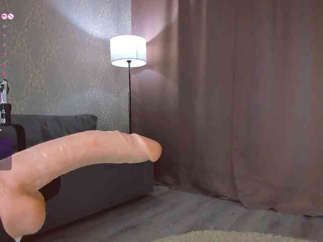 LizaTayloo webcam