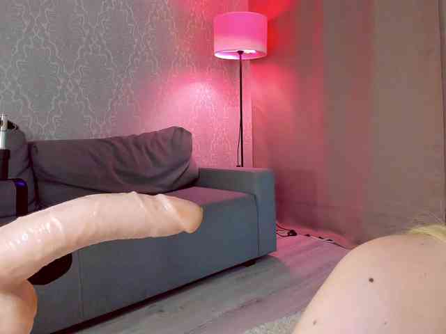 LizaTayloo webcam