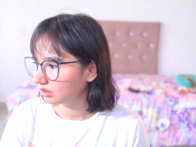PinkiePrincess live cam preview