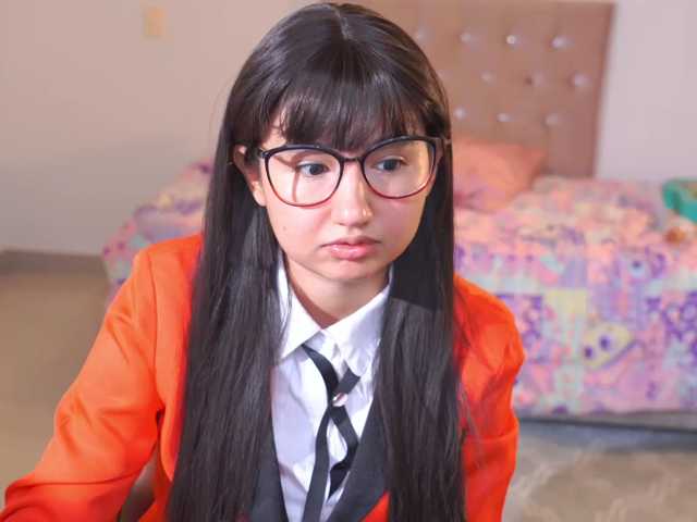 PinkiePrincess live cam preview