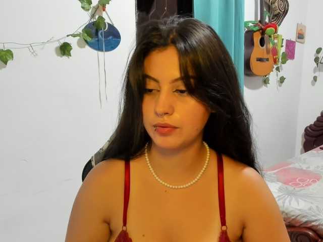 aria-mapola live cam on BongaCams