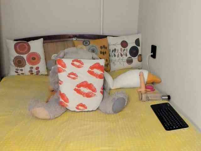 YummyPrincess webcam