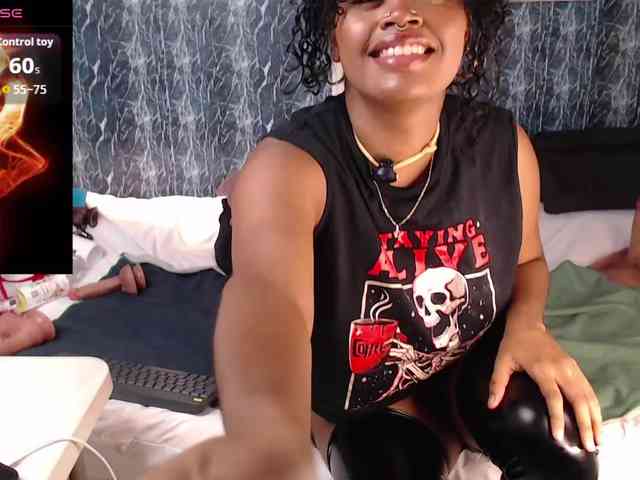 LILITHROUSE88 webcam