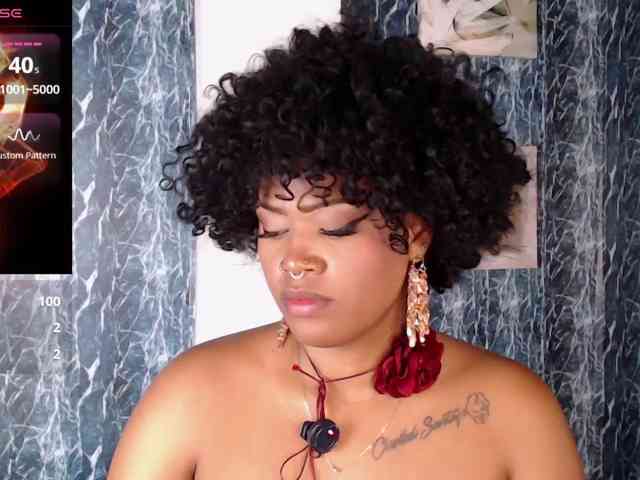 LILITHROUSE88 webcam