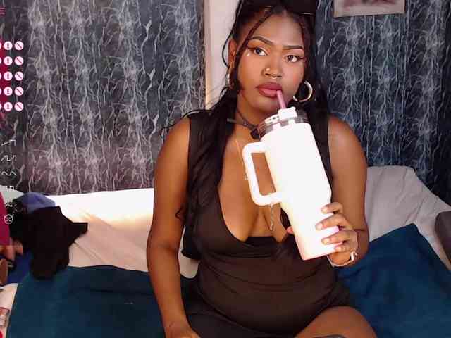 LILITHROUSE88 webcam