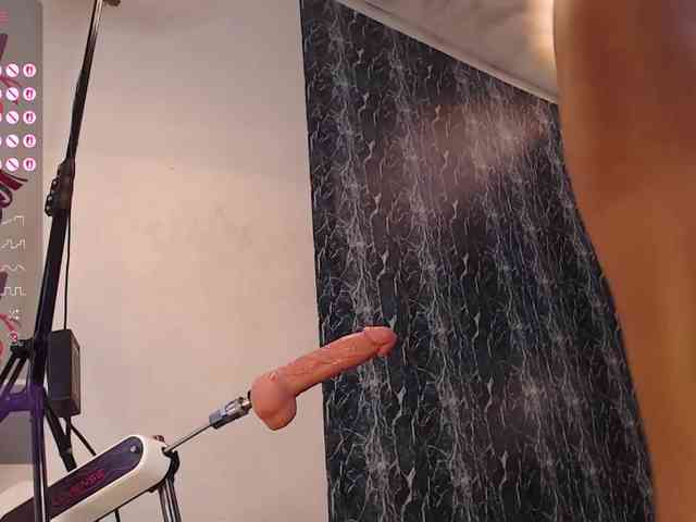 LILITHROUSE88 webcam