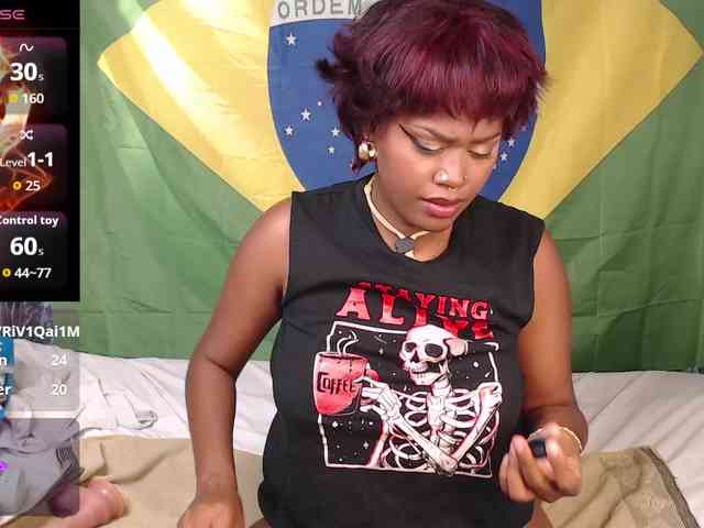 LILITHROUSE88 webcam