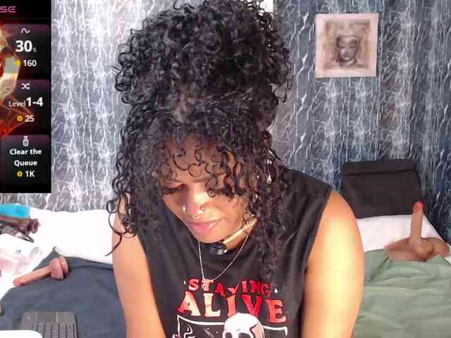 LILITHROUSE88 webcam
