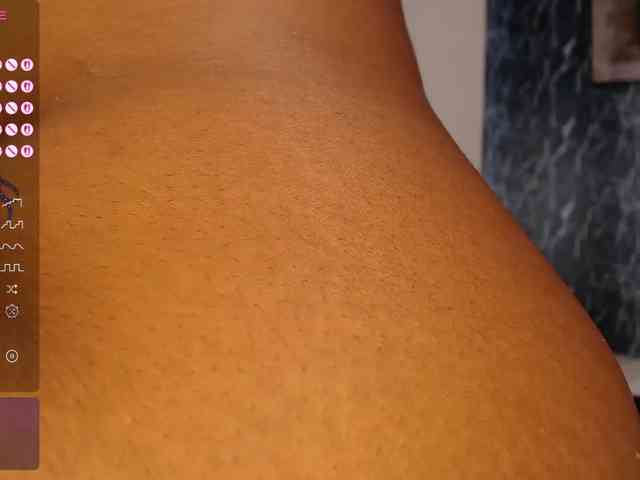 LILITHROUSE88 webcam