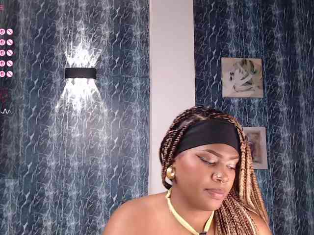 LILITHROUSE88 webcam