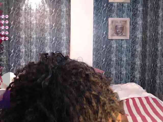 LILITHROUSE88 webcam
