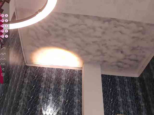 LILITHROUSE88 webcam