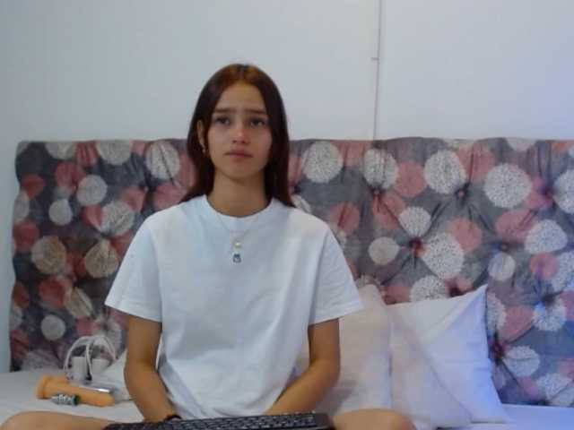 Melody-Mansson live cam on BongaCams