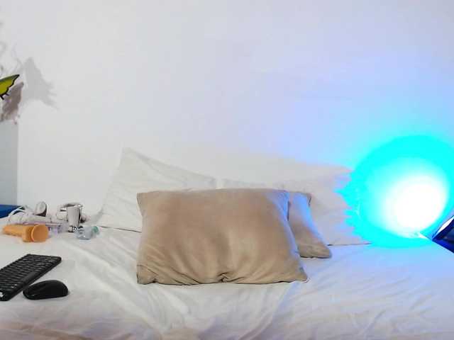 Melody-Mansson live cam on BongaCams