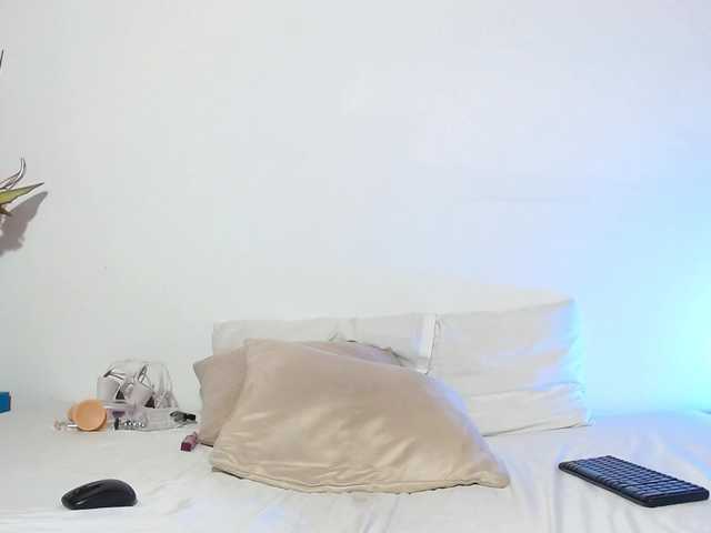 Melody-Mansson live cam on BongaCams